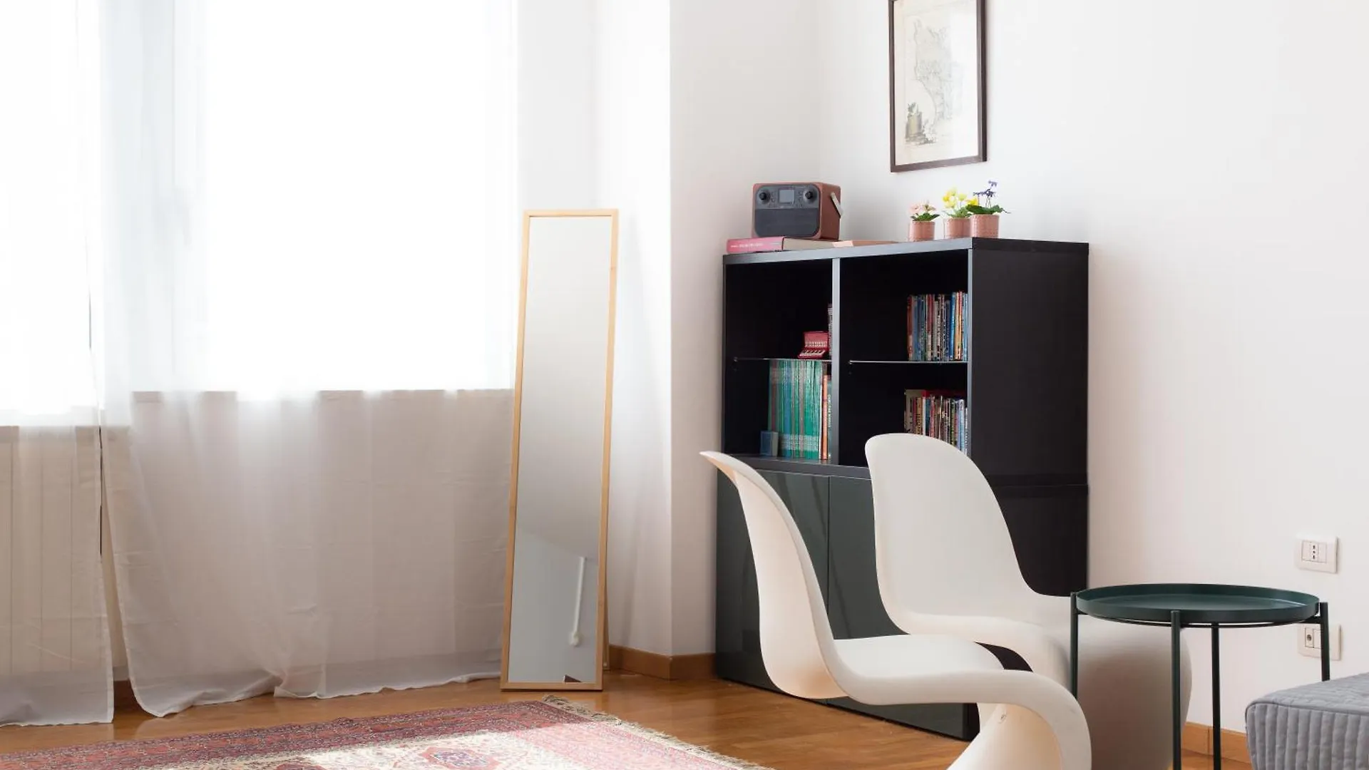 Columpio Milan Isola Rooms And Apartment Italy